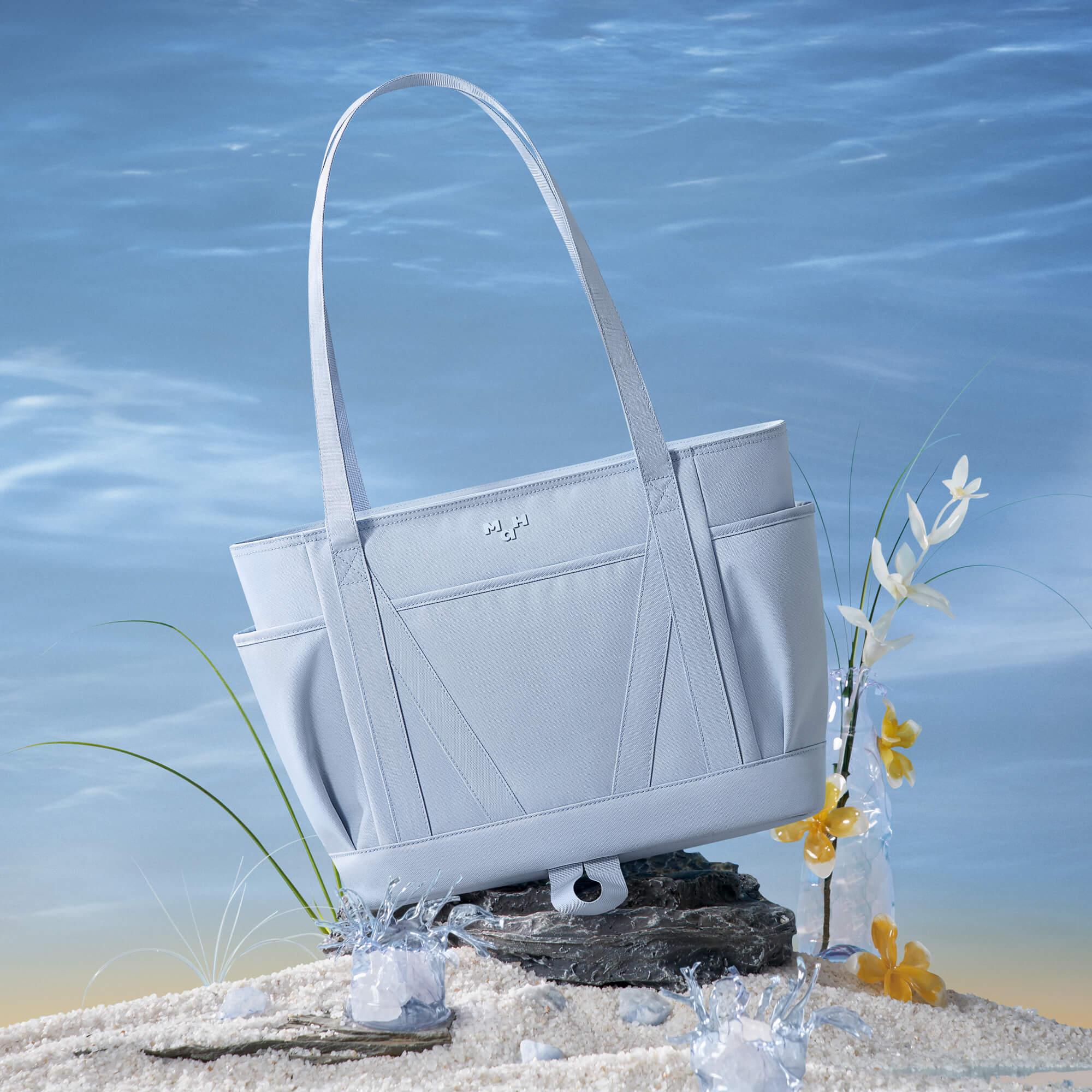 Young Tour Tote | Cloud Blue