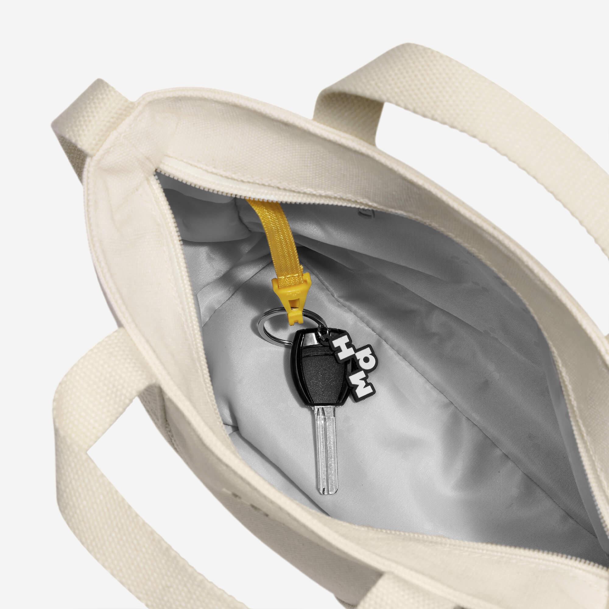 Cruz de Young Hull | Recycloth | Algodón reciclado