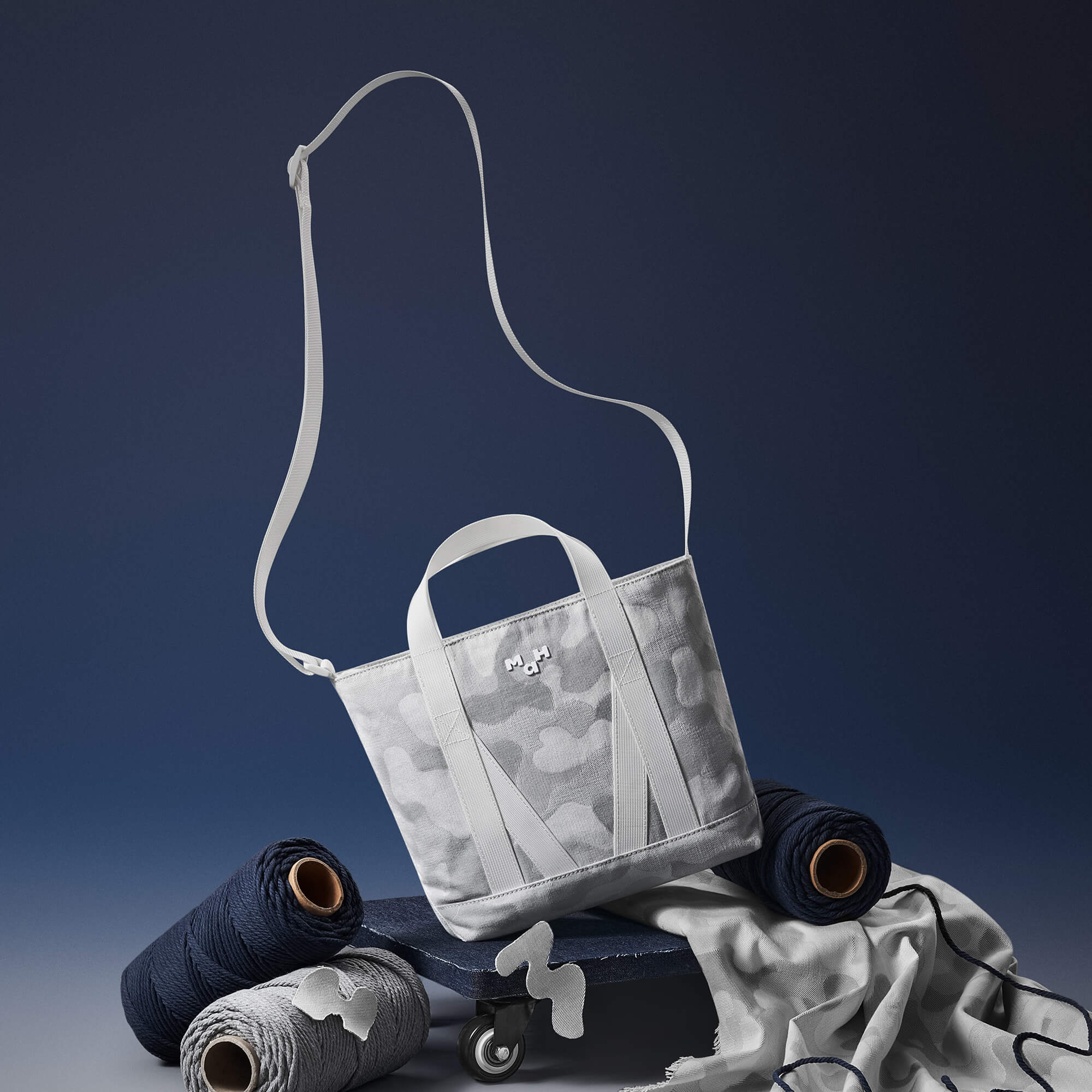 Young Hull Cross | Camouflage Denim Gray