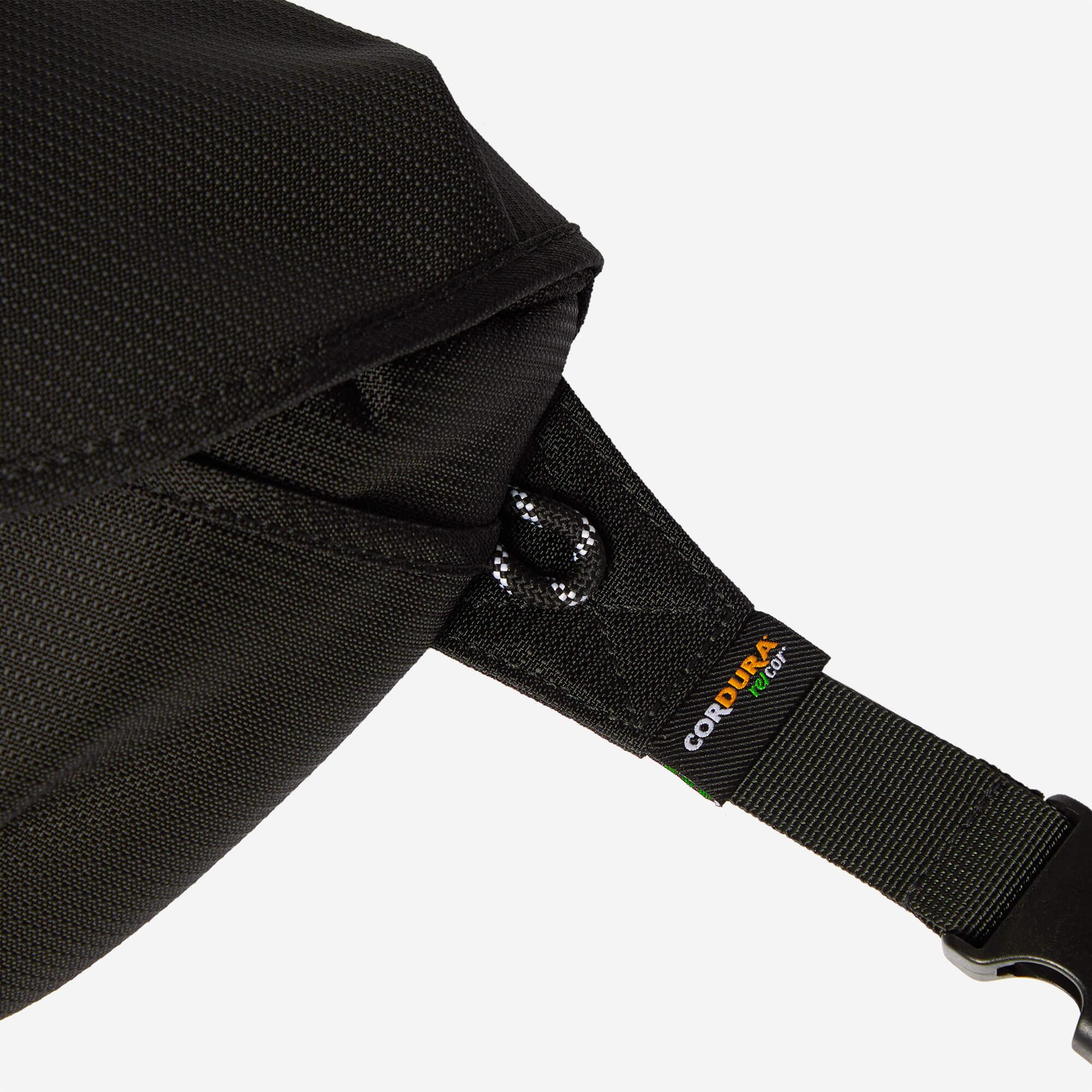 Riñonera Young Tour | Recycloth | Nailon reciclado