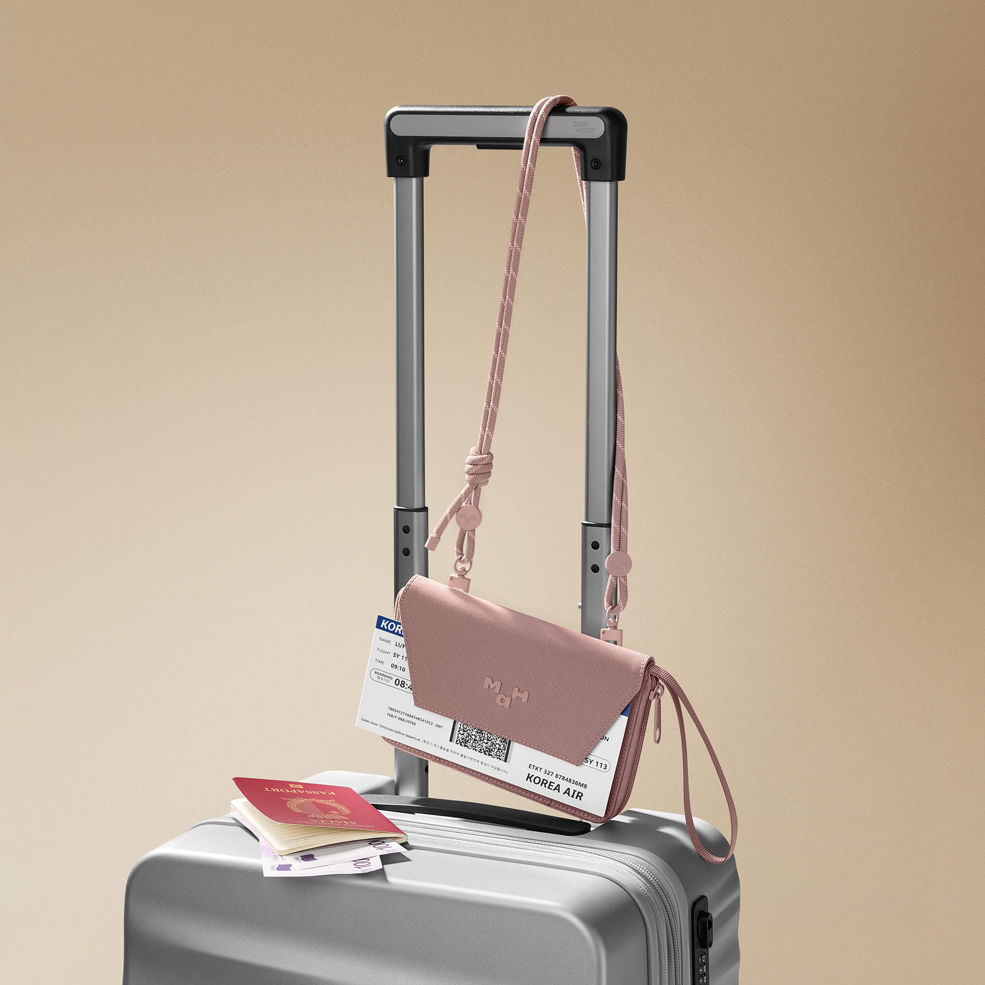 Echo Folio Passport Bag