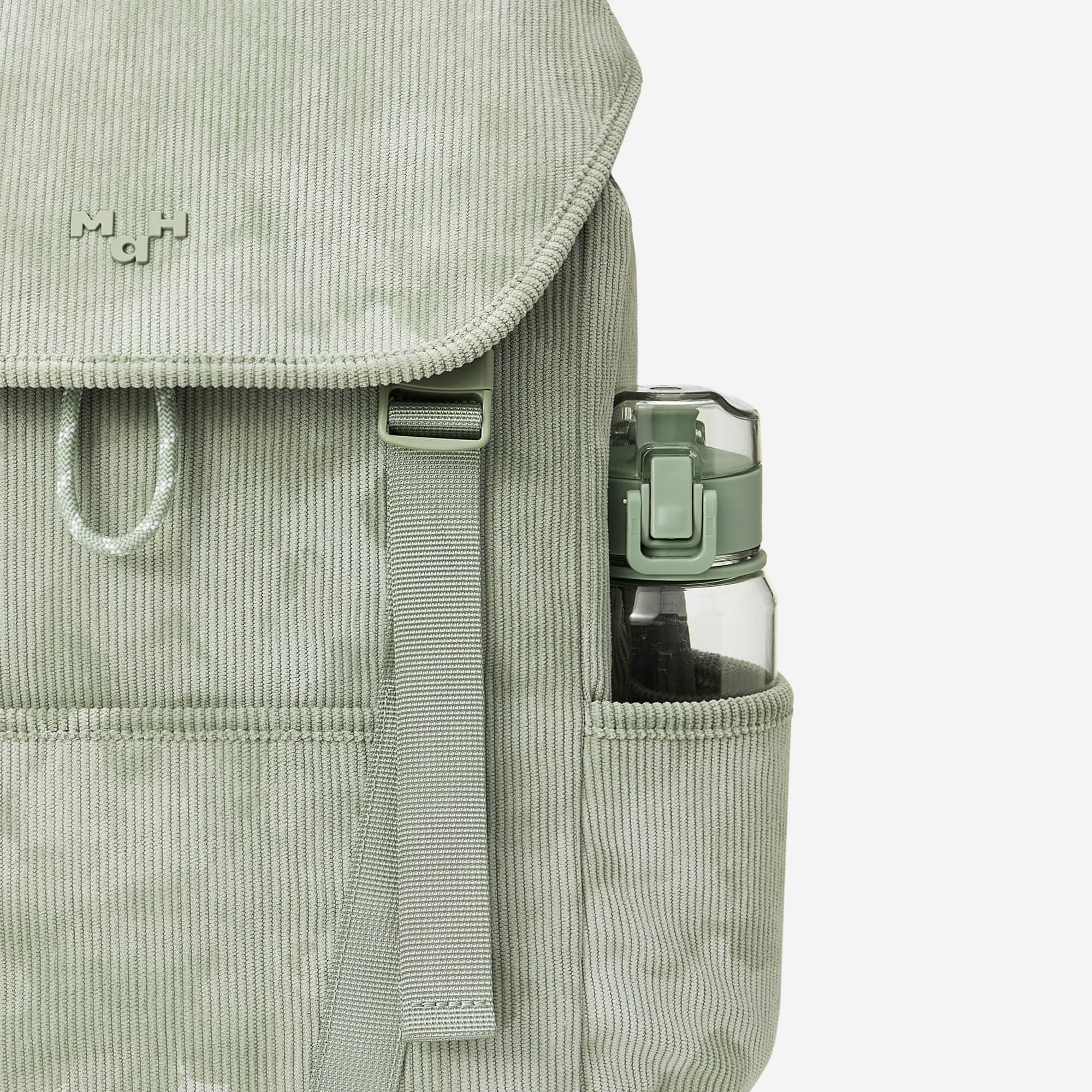 Young Tour Backpack | Corduroy | 18L