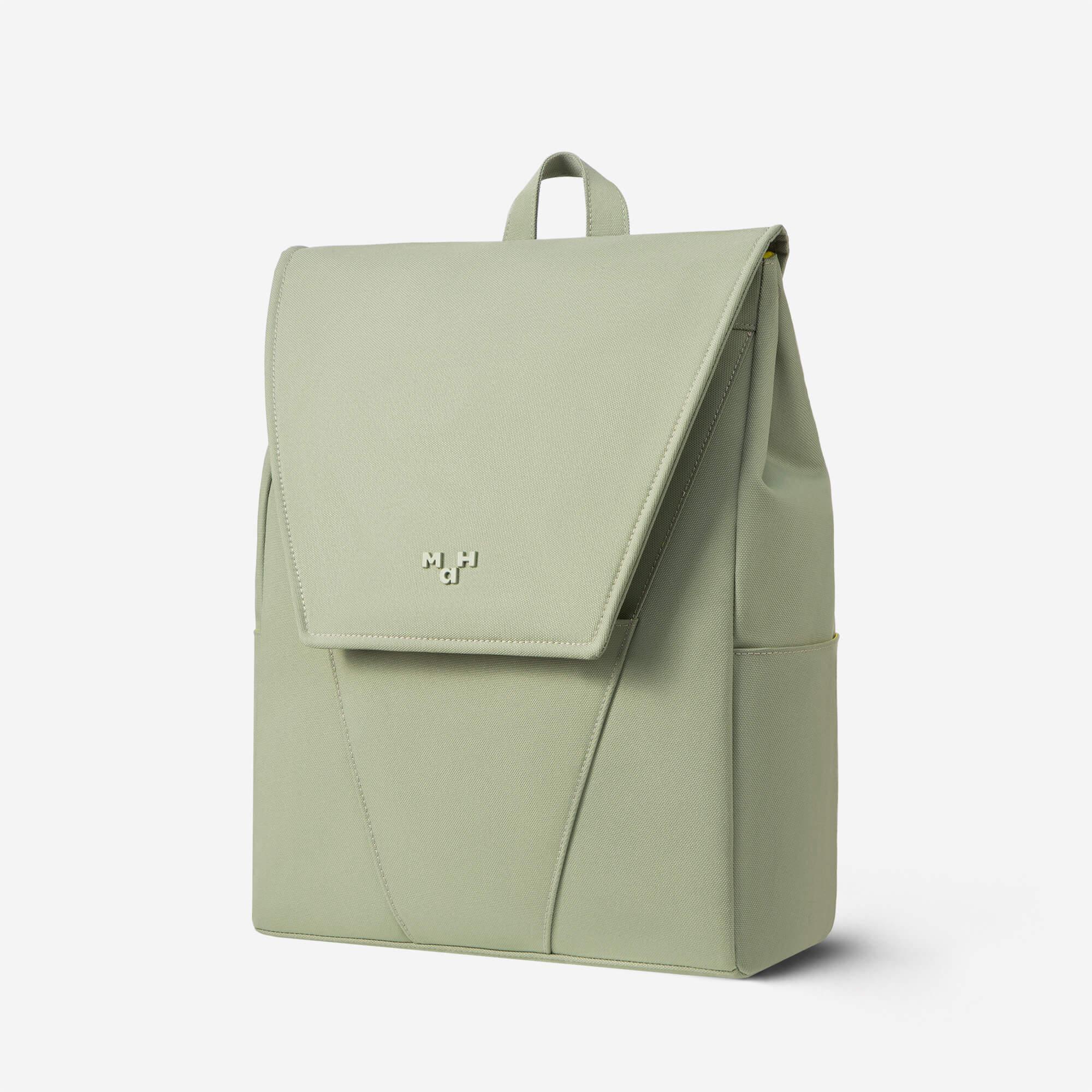 Minimalist Backpack For Daily Use