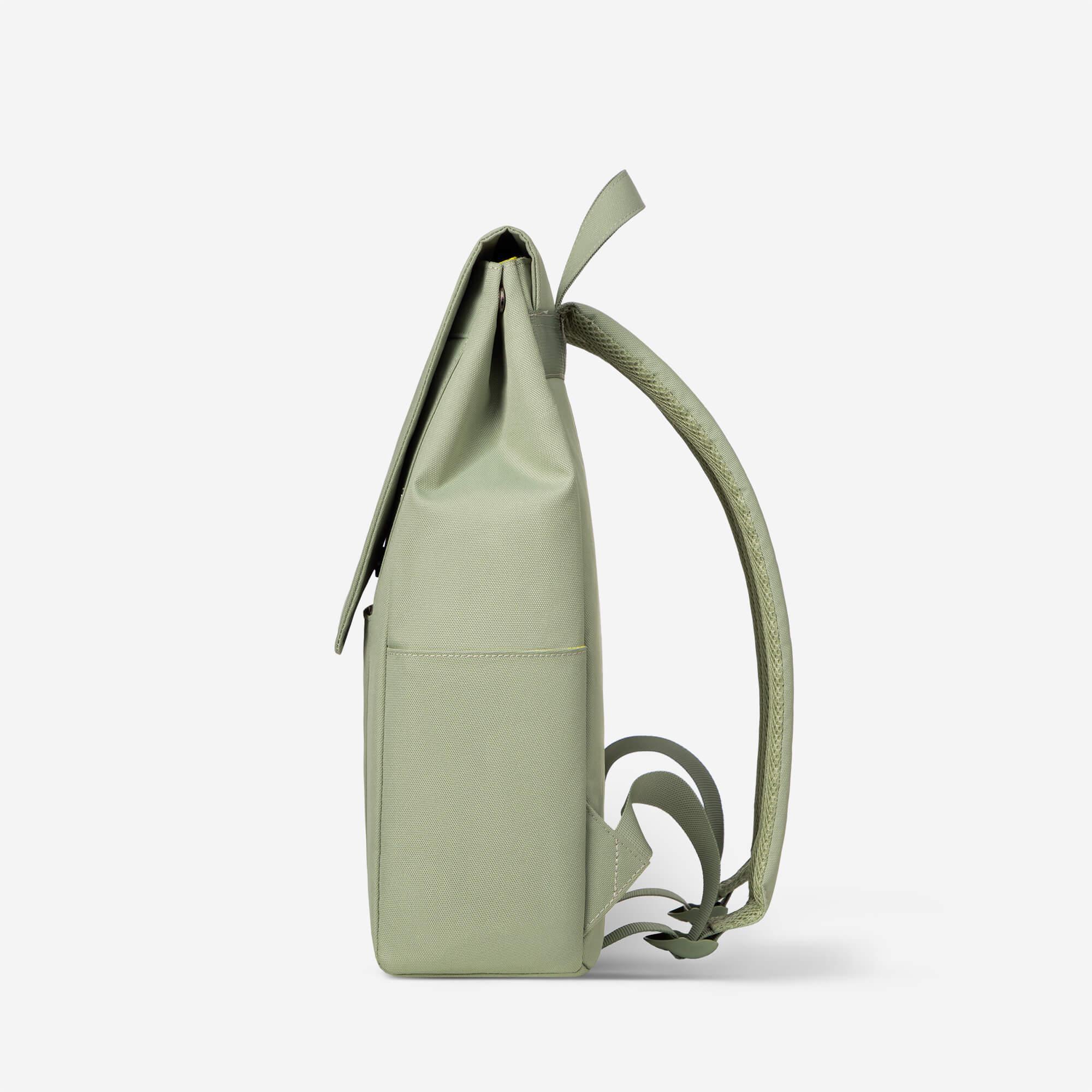 Minimalist Backpack For Daily Use