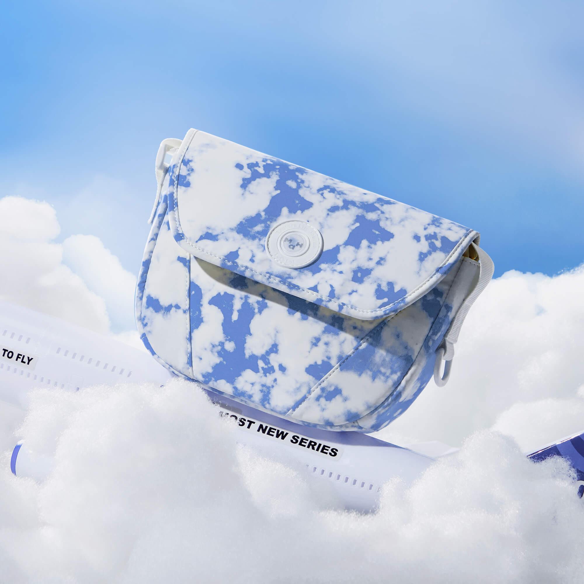 Cloud Prints Casual Crossbody Bag For Student
