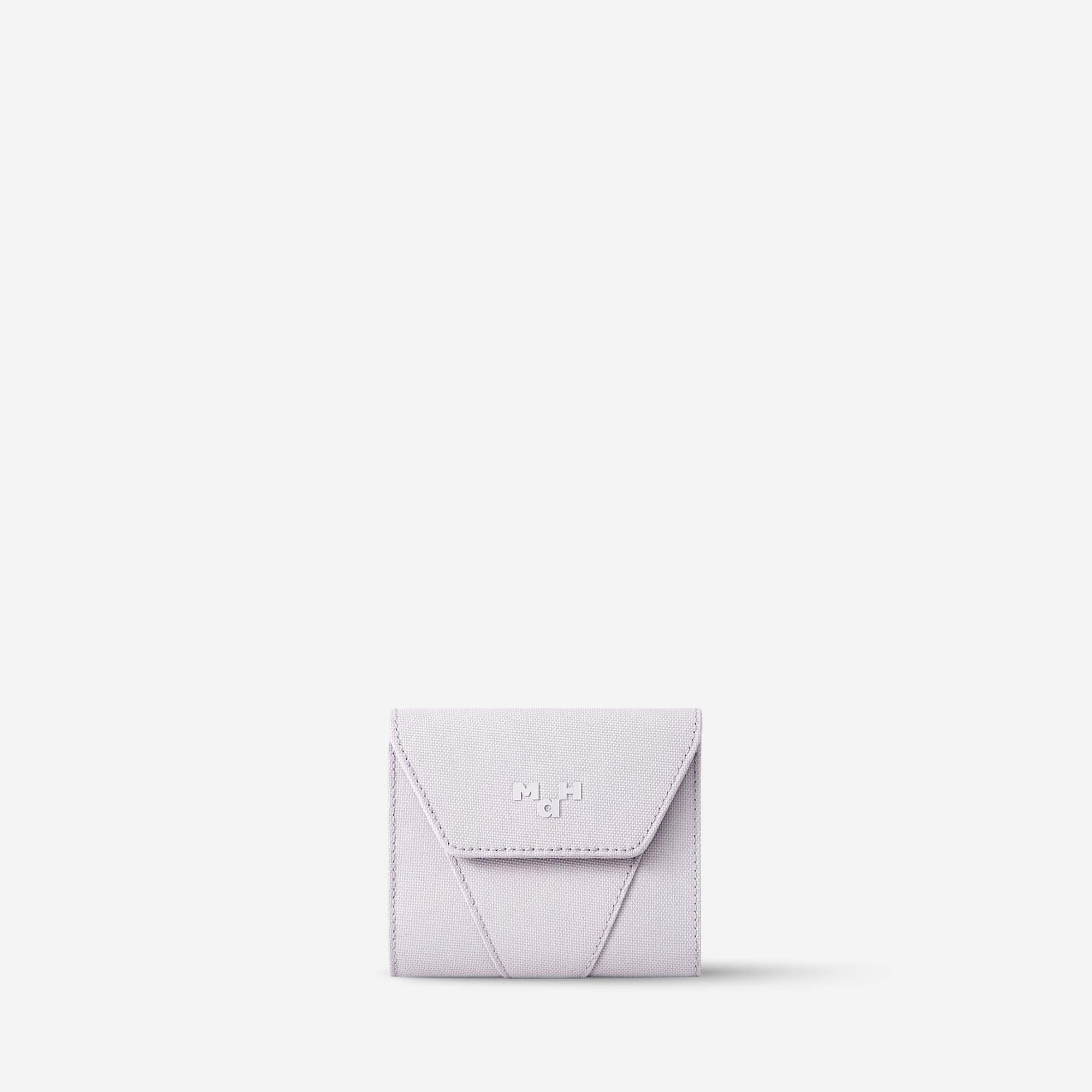 Young Echo Wallet