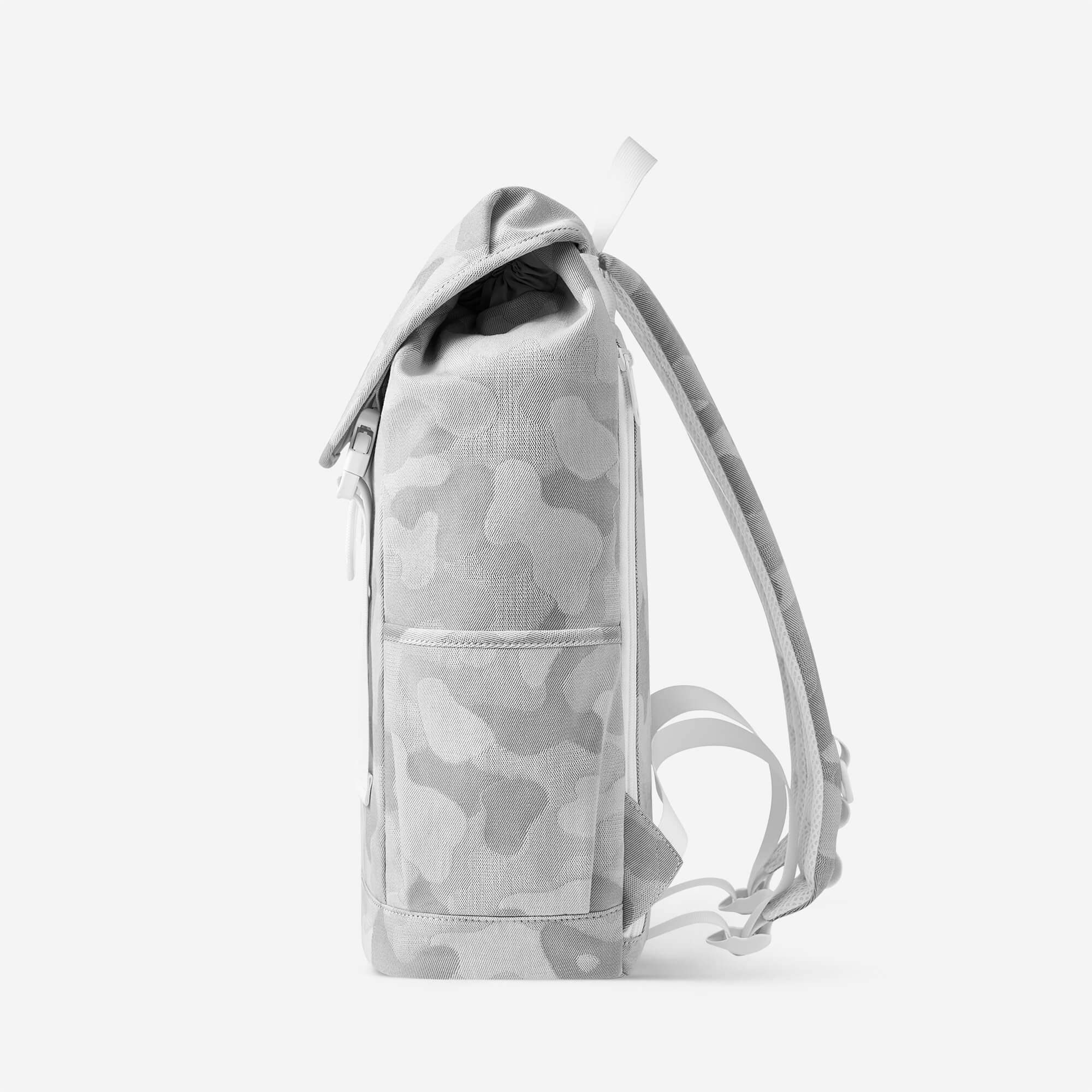 Young Tour Backpack | Camouflage Denim Gray | 18L