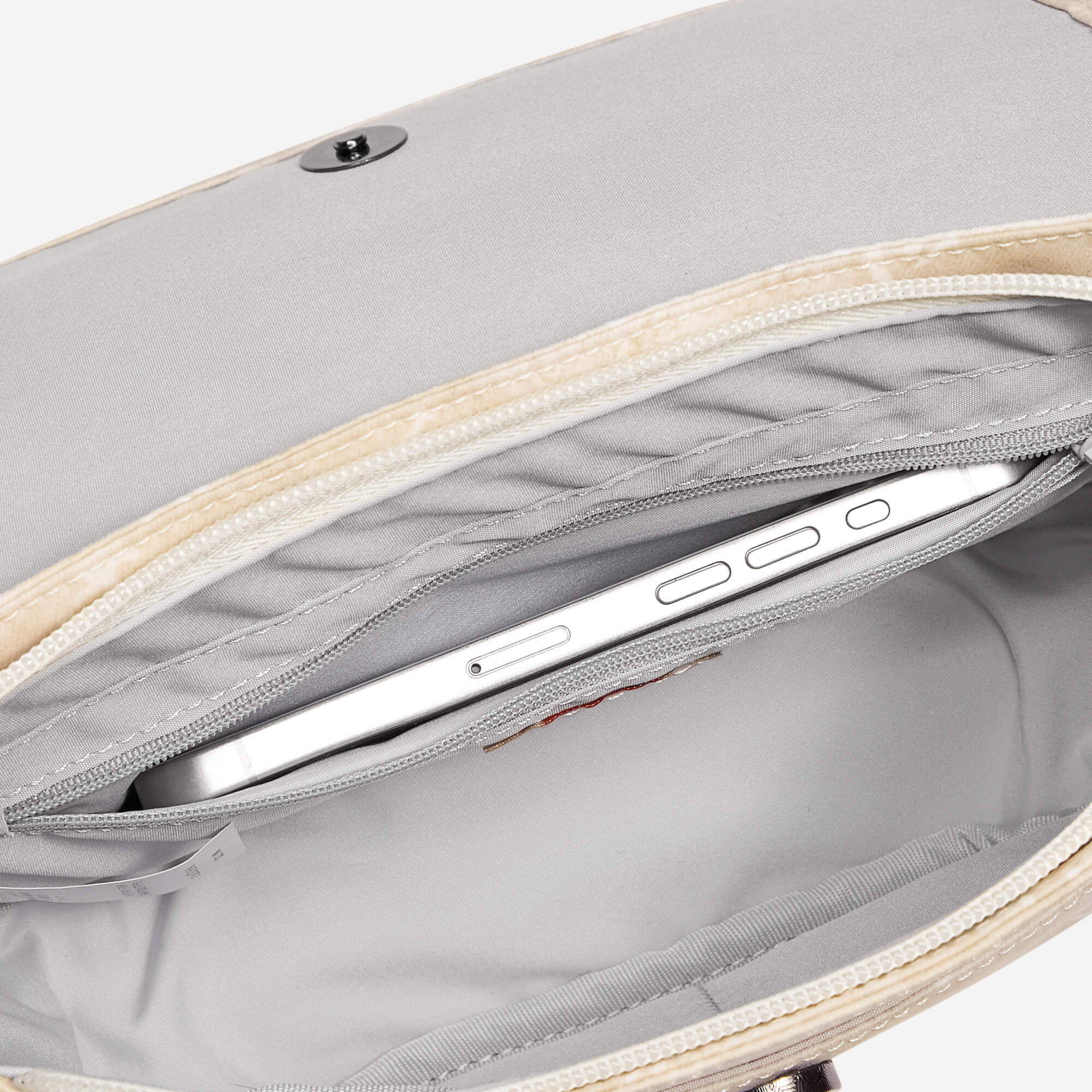 Young Cross Shuttle | Year of the Horse