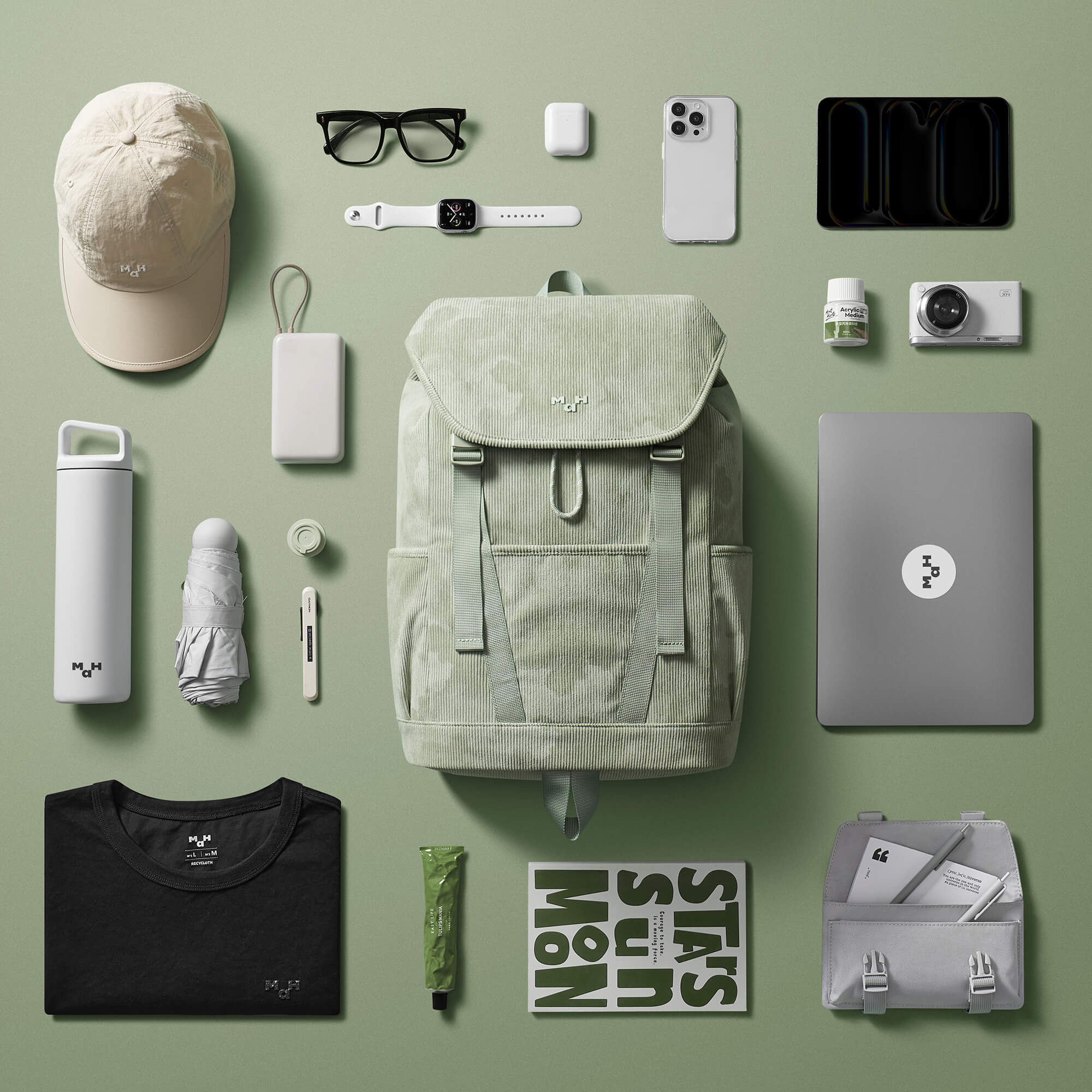 Young Tour Backpack | Corduroy | 18L