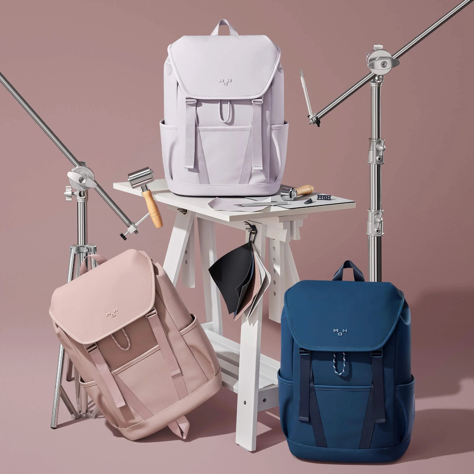 Young Tour Backpack | PU | 18L | MaH