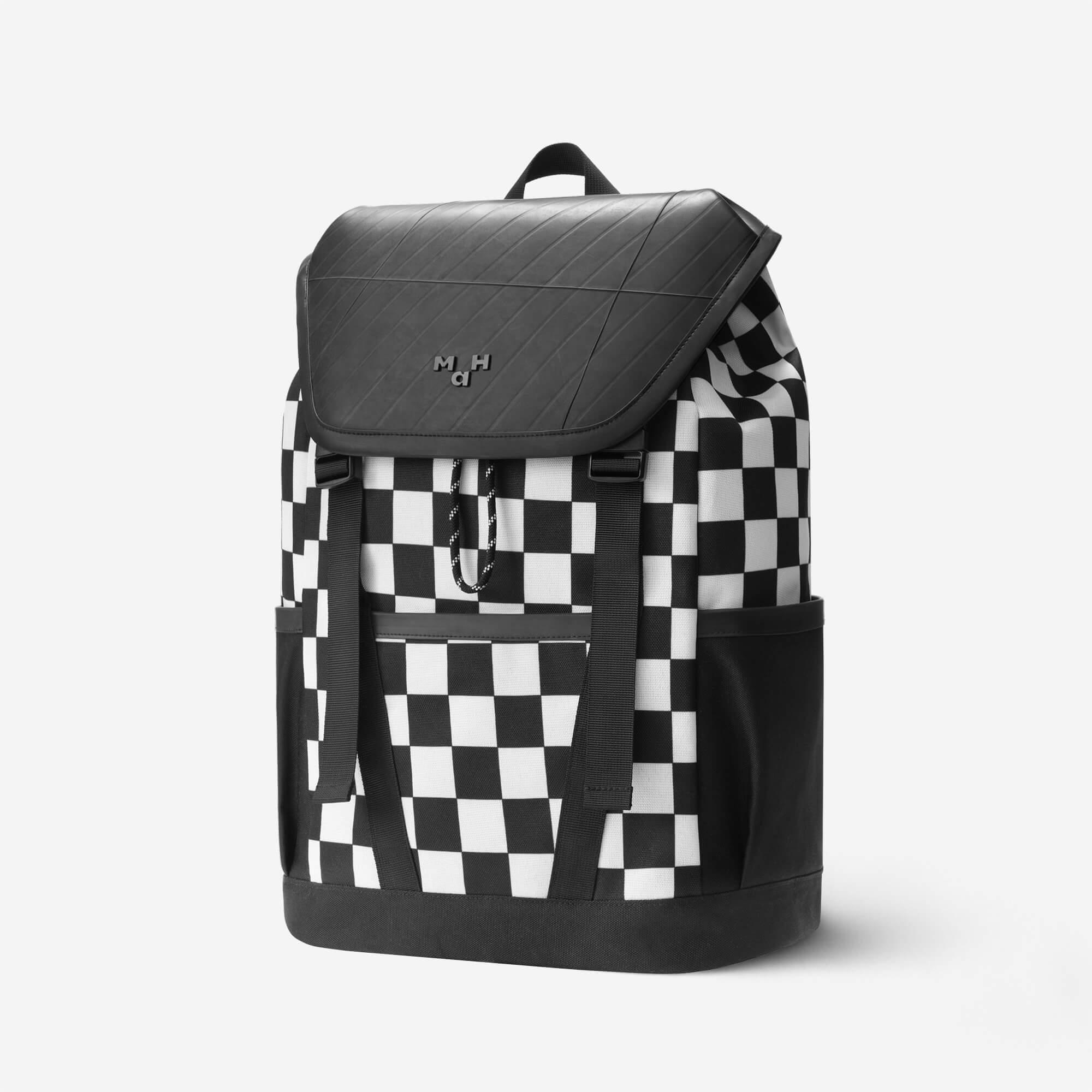 Young Tour Backpack | Recycled Tire | 18L